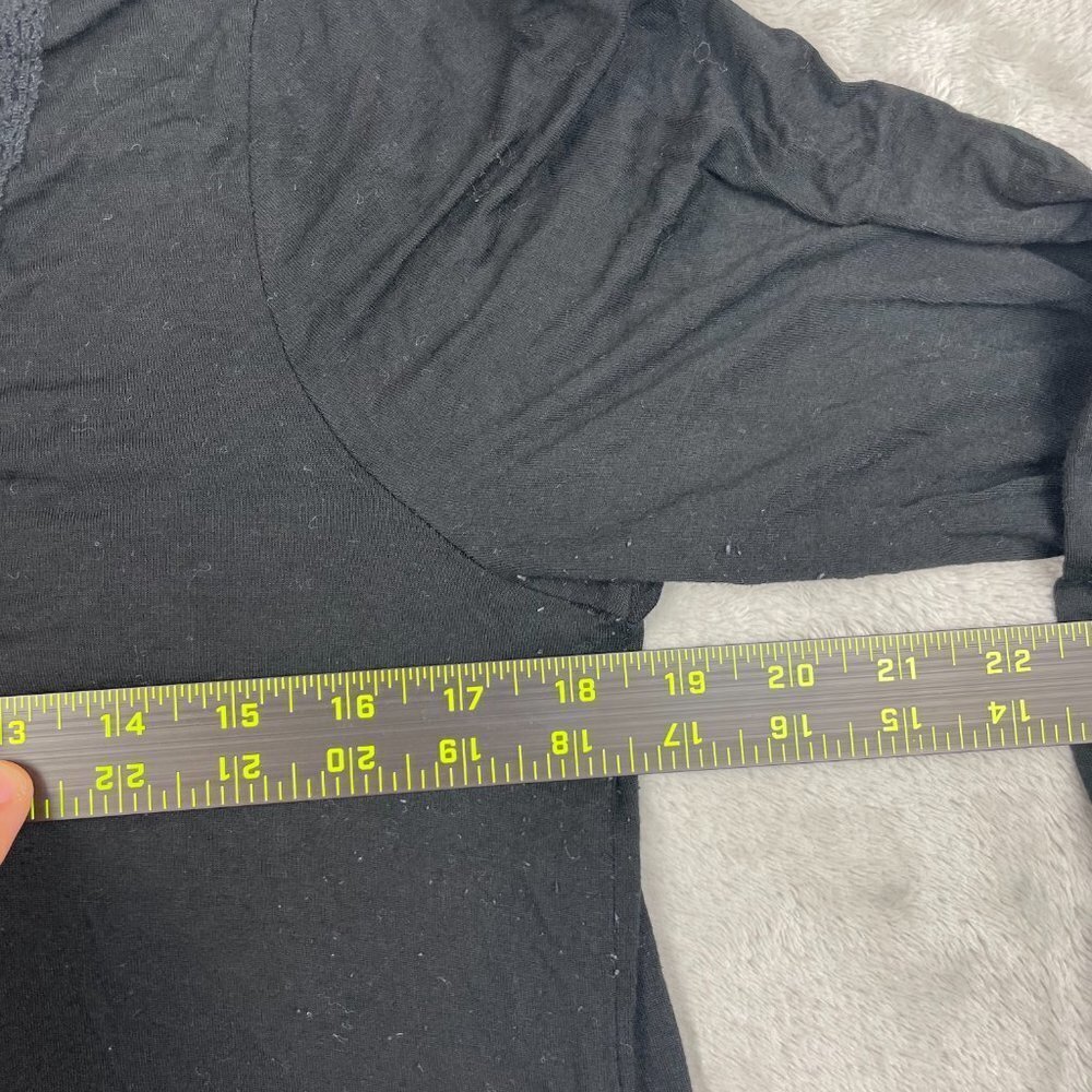 Cable and Gauge Black Long Sleeve V Neck Shirt Women's Large - Picture 5 of 5